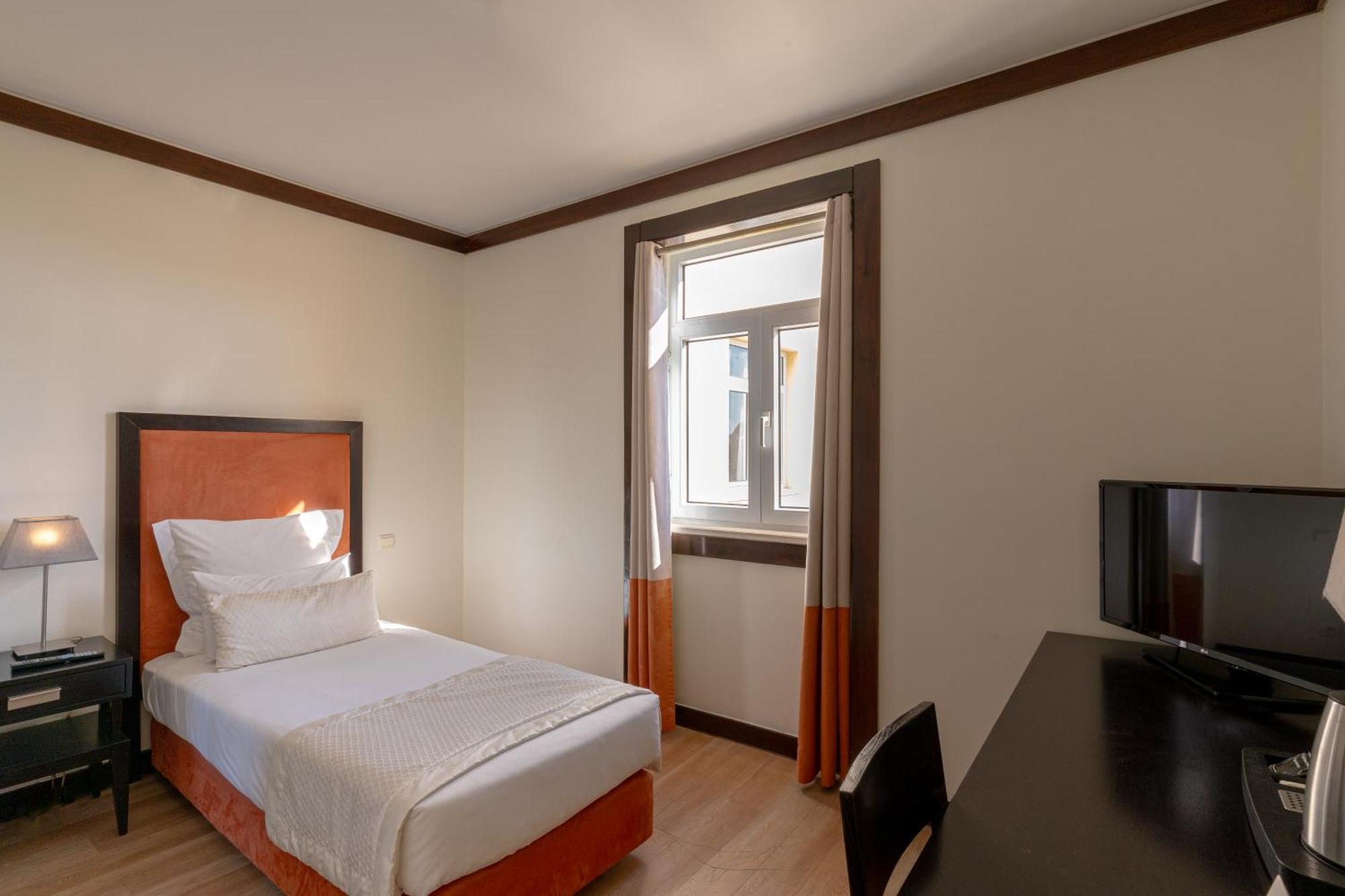 Hotel Inglaterra - Charme & Boutique إستوريل المظهر الخارجي الصورة